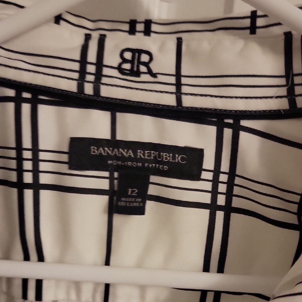 Banana Republic Cream and Black Checkered Blouse